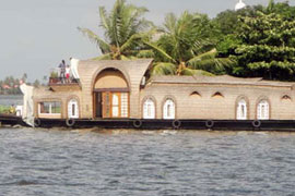 Kashmir Houseboat Tours